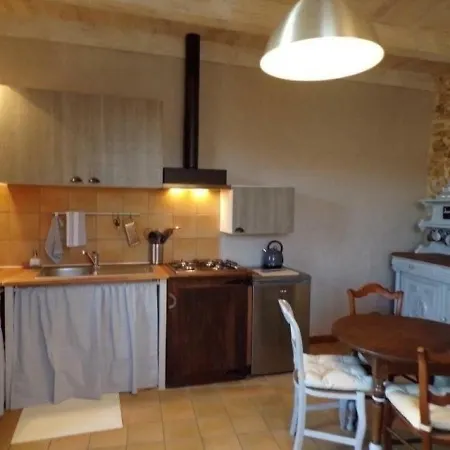 House La Biscuiterie * Puy-lʼÉvêque